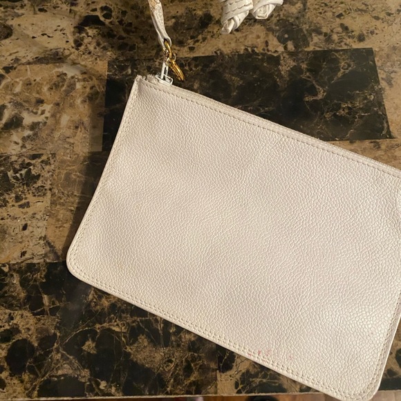 Vintage White Authentic Chanel Backpack - Picture 7 of 7